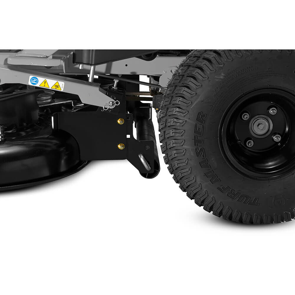Zero turn shop striping roller